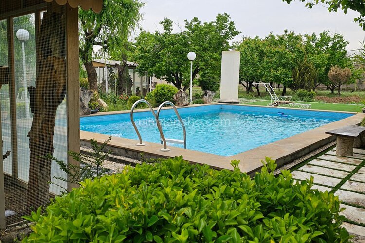 باغ ویلا تکخواب استخردار شمشاد در شهریار