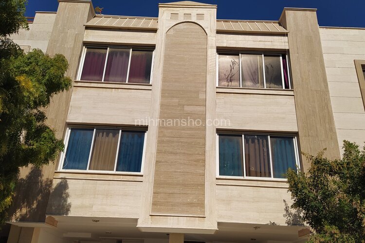 آپارتمان مبله یک خواب درمیرمهنا کیش دنج 11