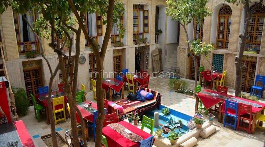 اقامتگاه بومگردی در شیراز