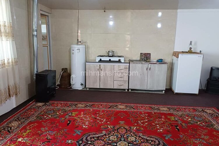 واحد  مبله تکخواب در طبقه اول ویلا کتی در آمل