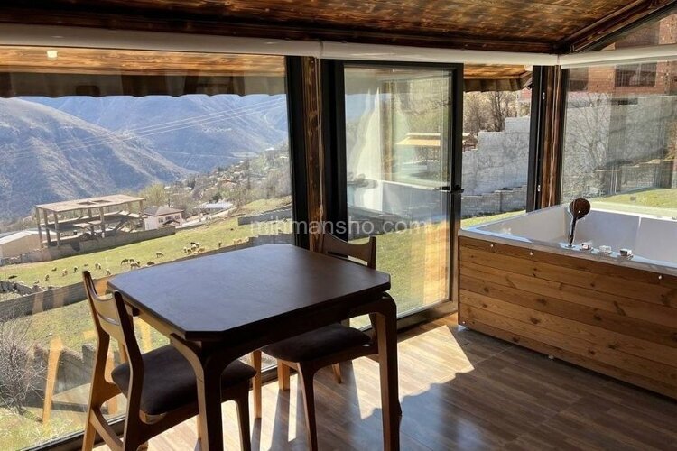 کلبه دوبلکس جنگلی جکوزی دار رایکا در مرزن آباد