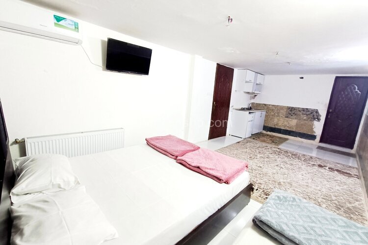 واحد 102 در هتل آپارتمان مشهد