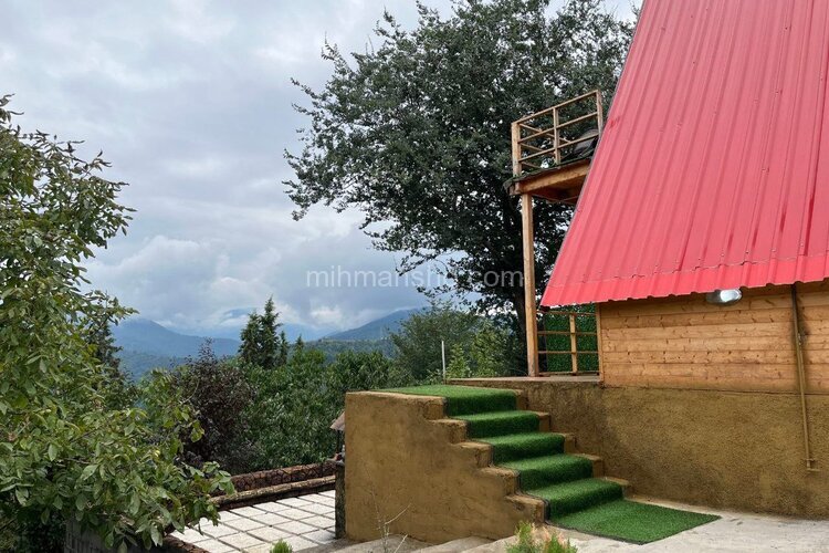 کلبه سوئیسی جکوزی دار تکخواب در زیرآب