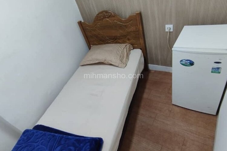 اتاق103 در مسافرخانه هلال احمر تهران