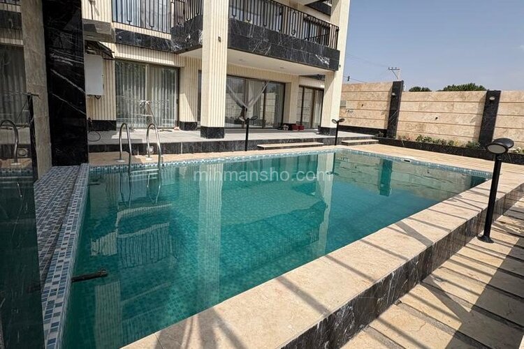 ویلا دوبلکس 3 خواب استخردار مبله در باغ بهادران