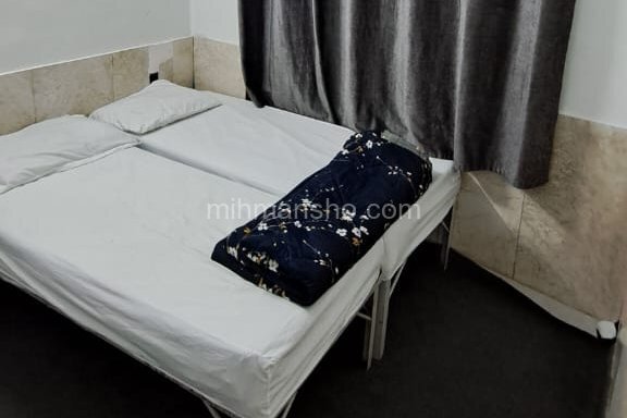 اتاق 20 متری در مهمانپذیر مشهد