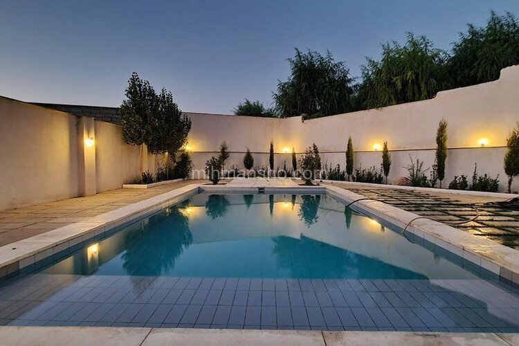 ویلا دوبلکس استخردار سه خواب مبله در کردان