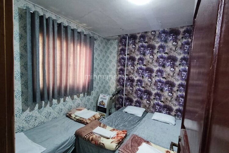 سوئیت سه تخت در مسافرخانه مشهد