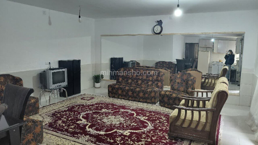 واحد مبله تک خواب توشن درطبقه همکف ویلا  گرگان | نمای پذیرایی