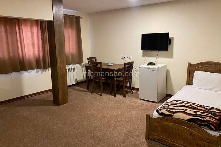 واحد تکخواب 6 تخته در هتل آپارتمان صومعه سرا