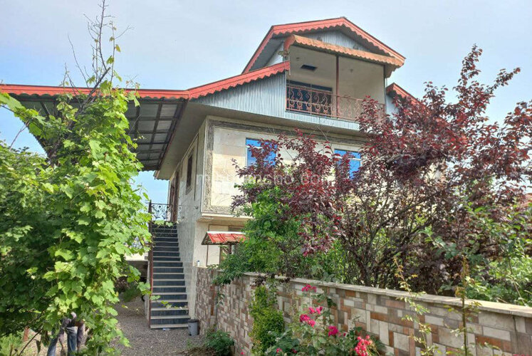 واحد تکخواب بهارخواب دار طبقه اول ویلا ستاره در ماسال