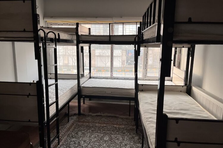 واحد شش تخت درهتل آپارتمان بانوان در مشهد