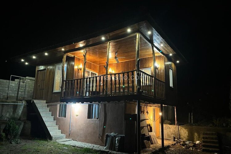 واحد تکخواب در طبقه اول کلبه شیرگاه