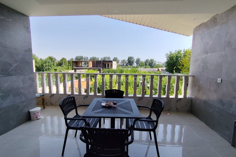 ویلا دوبلکس استخردار مبله سه خواب یاس در چهارباغ