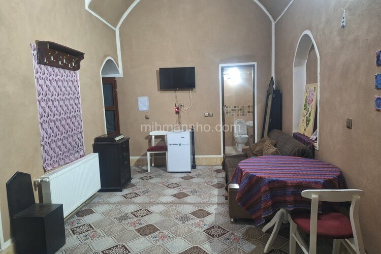 اتاق حافظ در اقامتگاه بومگردی یزد