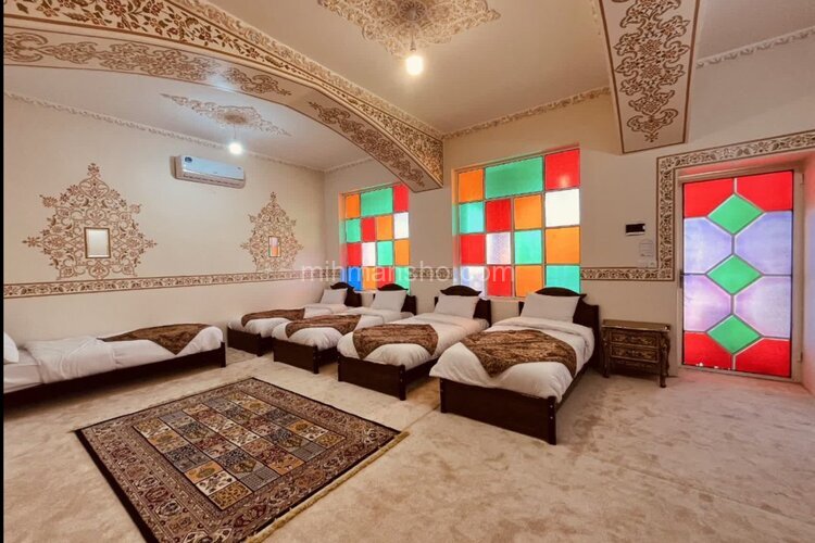 اتاق پنج تخت ماهور در بومگردی اصفهان