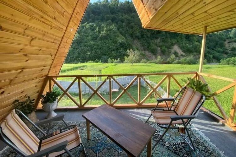 کلبه دوبلکس سوئیسی خزان در اسالم