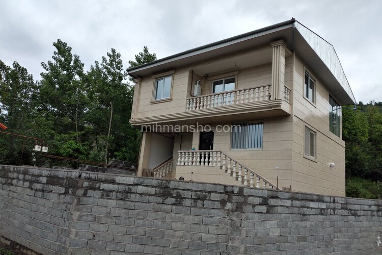 واحد دو خواب در طبقه اول ویلا املش