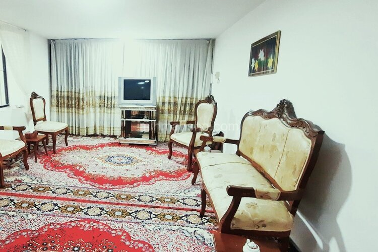 واحد تکخواب در طبقه همکف ویلای رحیم آباد