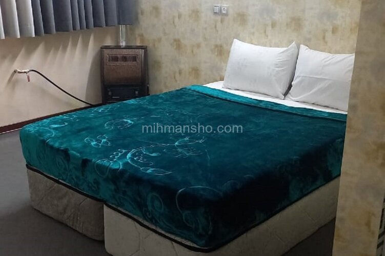 اتاق 203 در هتل آپارتمان شیراز