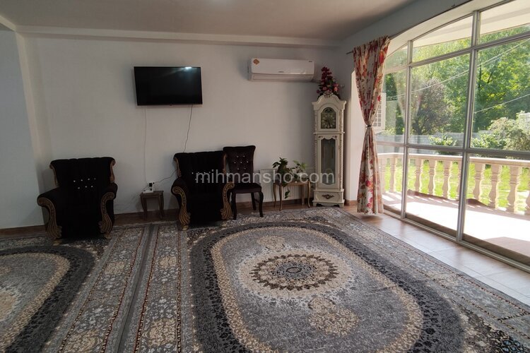 واحد مبله دوخواب در طبقه همکف ویلا فومن