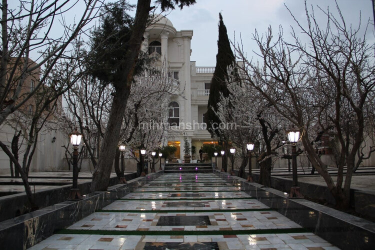 اجره ویلا تریپلکس استخردار 3 خواب مبله در فردیس