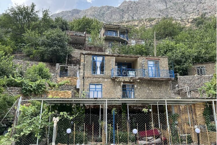 اتاق 2 در اقامتگاه بوم گردی پاوه