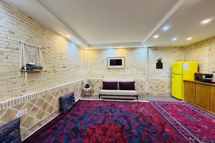 سوئیت مبله 40 متری بهار در طبس