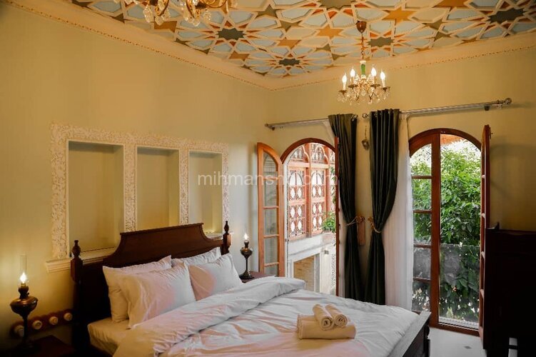 اتاق داچی در بومگردی شیراز