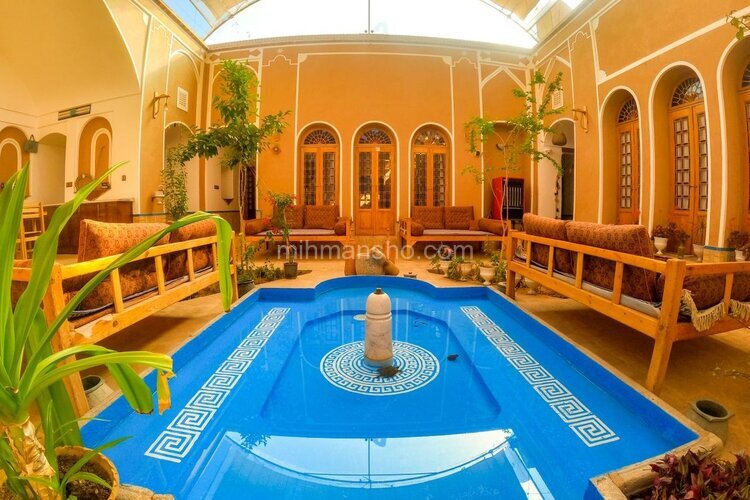 اتاق 5 نفره ایراندخت در اقامتگاه بومگردی یزد