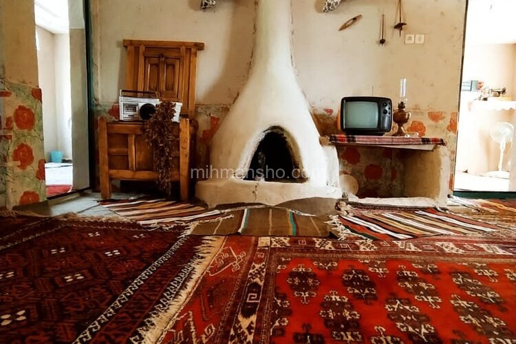 واحد دو خواب در اقامتگاه بومگردی آزادشهر