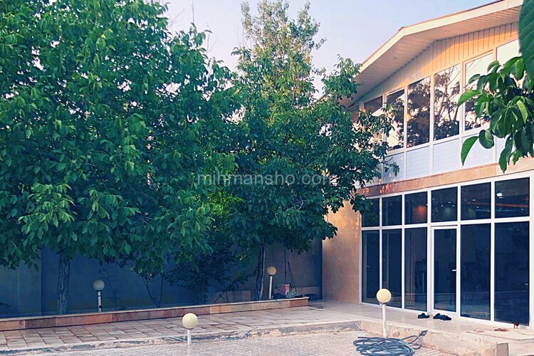 ویلا استخردار مبله دو طبقه در چهارباغ | نما