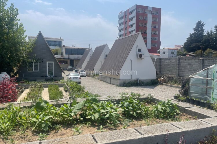 کلبه دوبلکس سوئیسی مبله تکخواب در  تنکابن