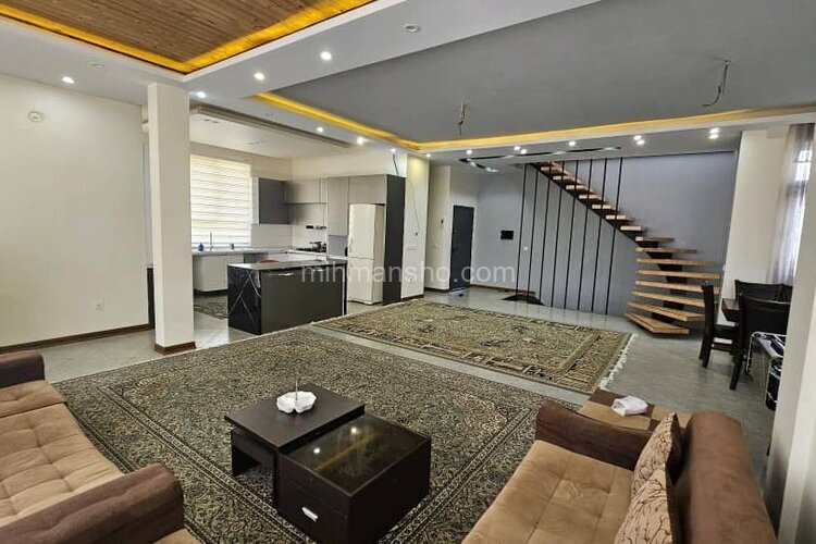 ویلا تریپلکس استخردار در رودهن