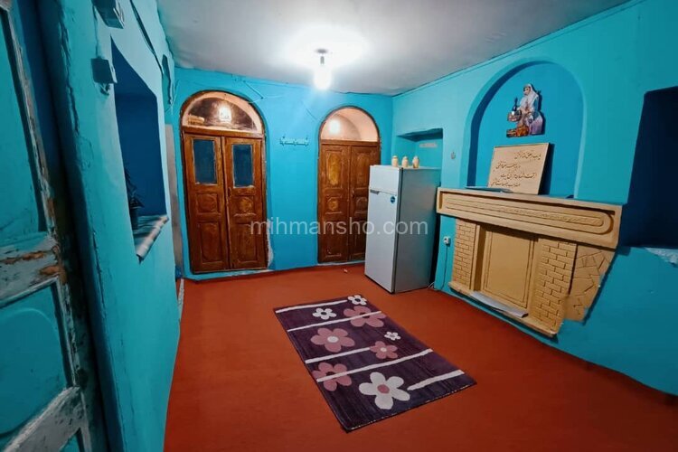اتاق 3 نفره فیروزه در بومگردی شیراز
