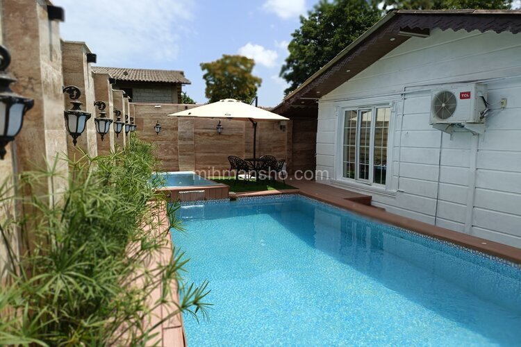 ویلای لاکچری باران با استخر و جکوزی در زیباکنار