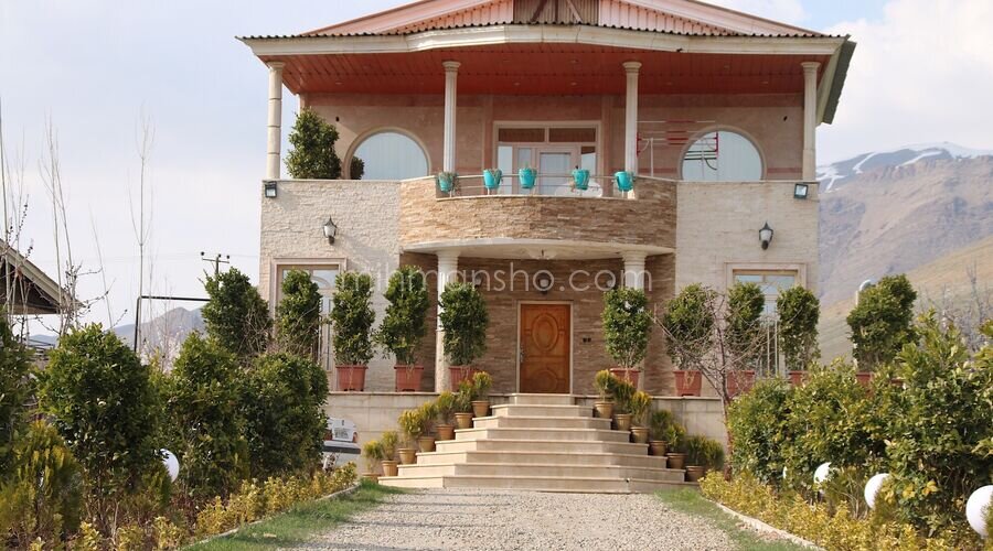 ویلا با استخر سرپوشیده در آبسرد