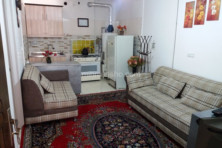 آپارتمان تکخواب مبله 103 در همدان