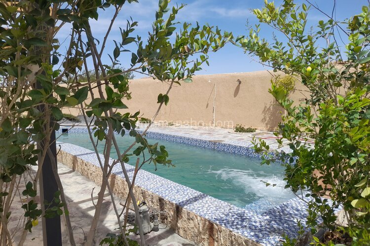سوئیت باغ در نجف آباد