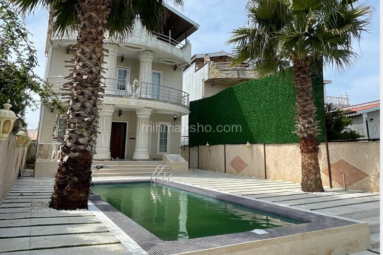 ویلای سه خواب تریپلکس استخر دار  ساحلی در کیاشهر