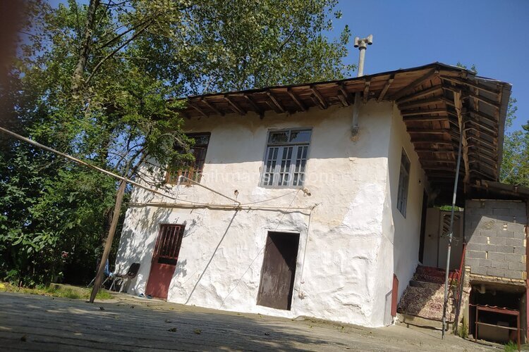 واحد تکخواب در طبقه اول ویلای سنتی چابکسر