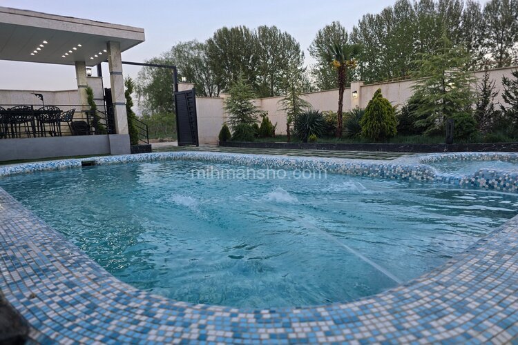 ویلا دوخواب استخر روباز در رامجین