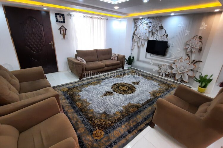 واحد طبقه همکف در روستای داخل بالا