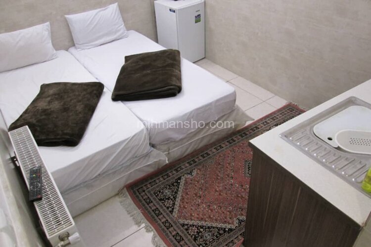 اتاق دو نفره در مهمانپذیر قم