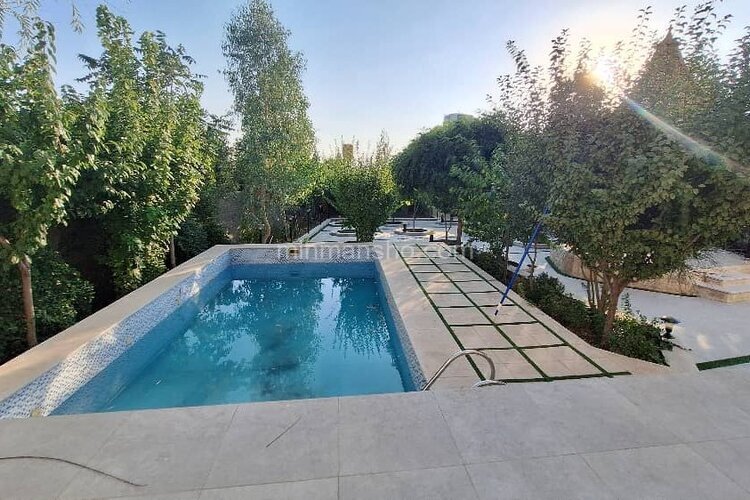 ویلا دوبلکس استخردار دوخواب در شیراز