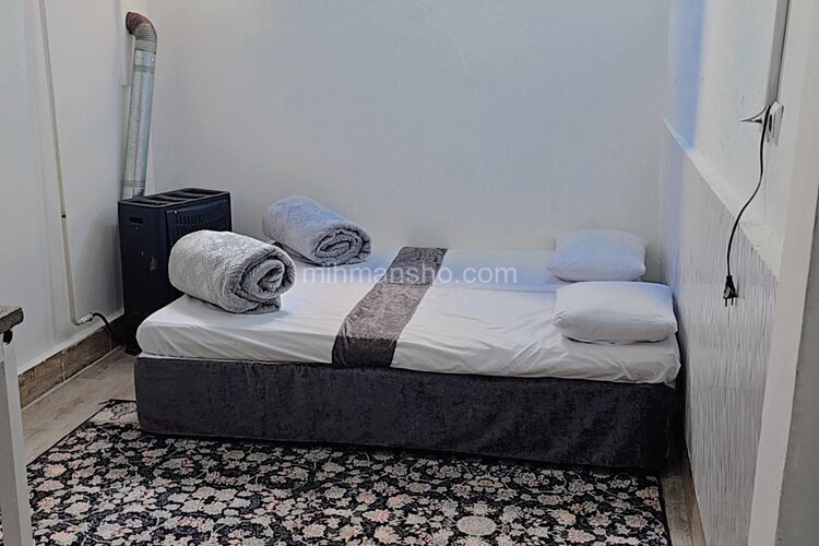 سوئیت دو تخت مولوی در مشهد