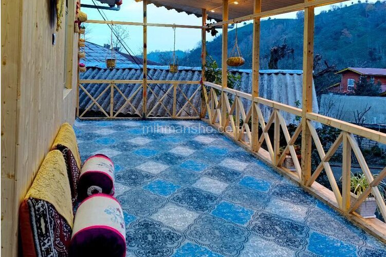 ویلا سنتی لب رودخانه در املش