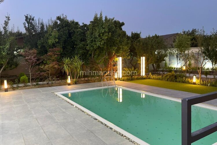 ویلا لوکس استخردار روباز آبگرم دیاموند در شهریار