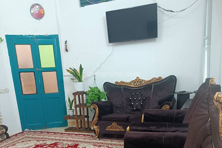 اتاق احترام خانوم سرای سنتی در بومگردی کاشان