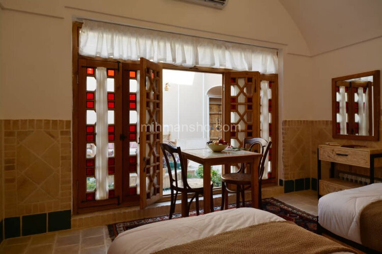 اتاق بهانه های مأنوس در بومگردی یزد